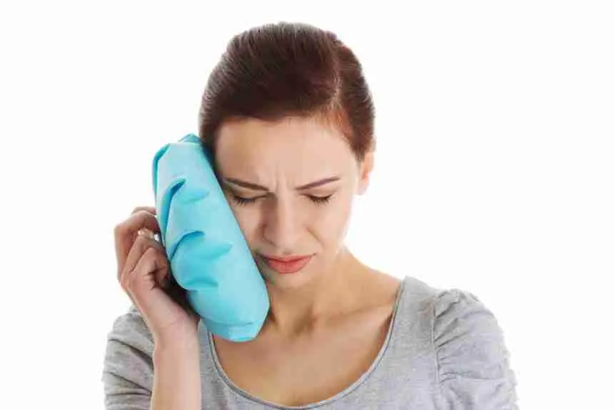 dentist emergency dentist 860x574 1 -Ocean Breeze